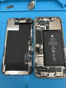 iPhone12　バッテリー交換　修理